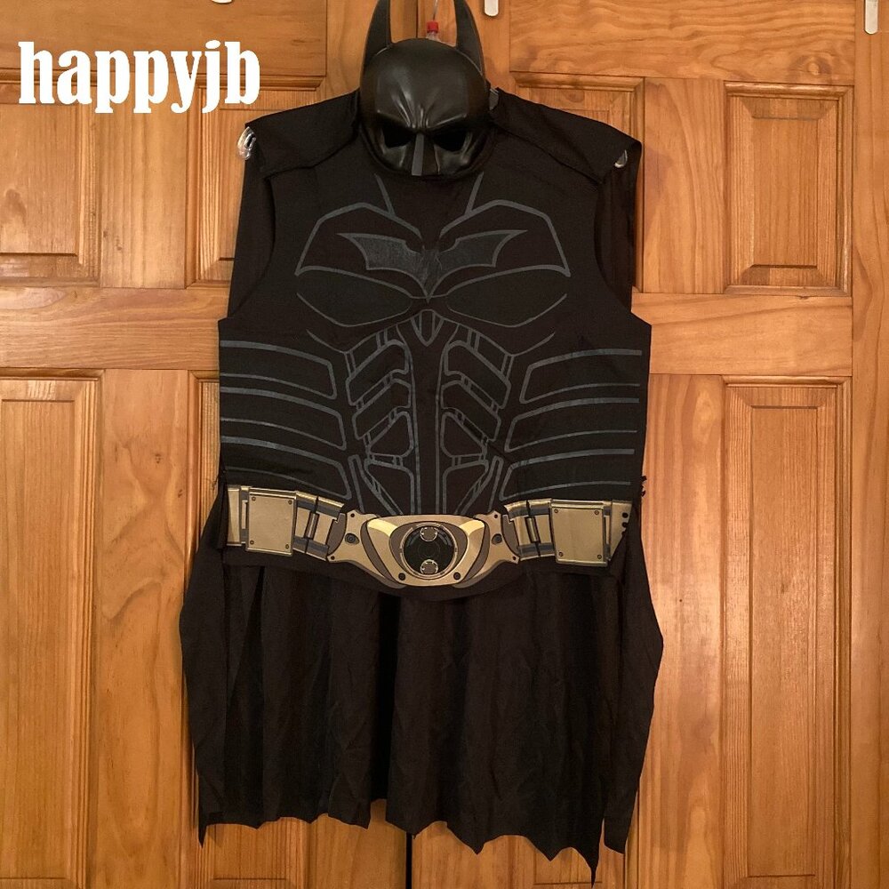 EUC The Dark Night Rises Batman Halloween Costume Black Gold Youth Large 10-12